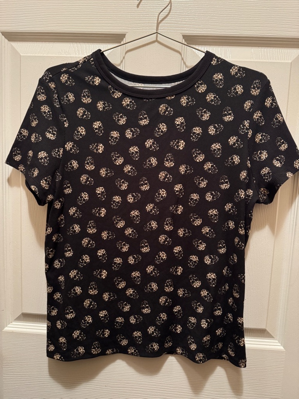 No Boundaries Black Short Sleeve Leopard skull Tee